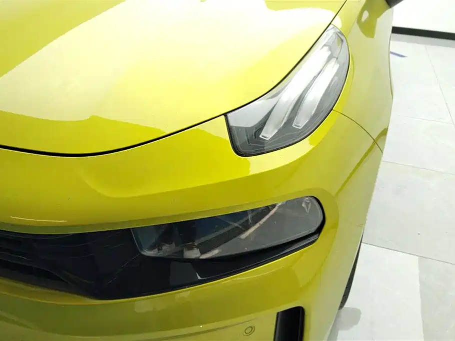 Lynk & Co 03 2022 03+ 2.0TD Auto Wind Rider Edition фото 5