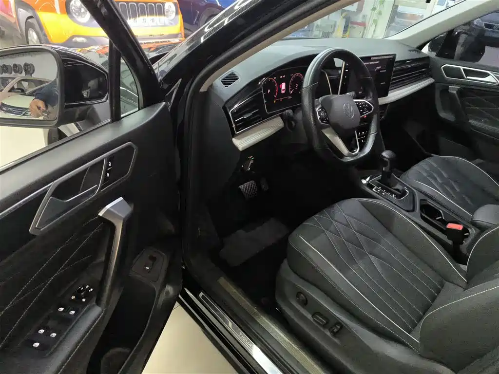 Volkswagen Tiguan L 2022 330TSI Automatic 2WD Smart Edition фото 16