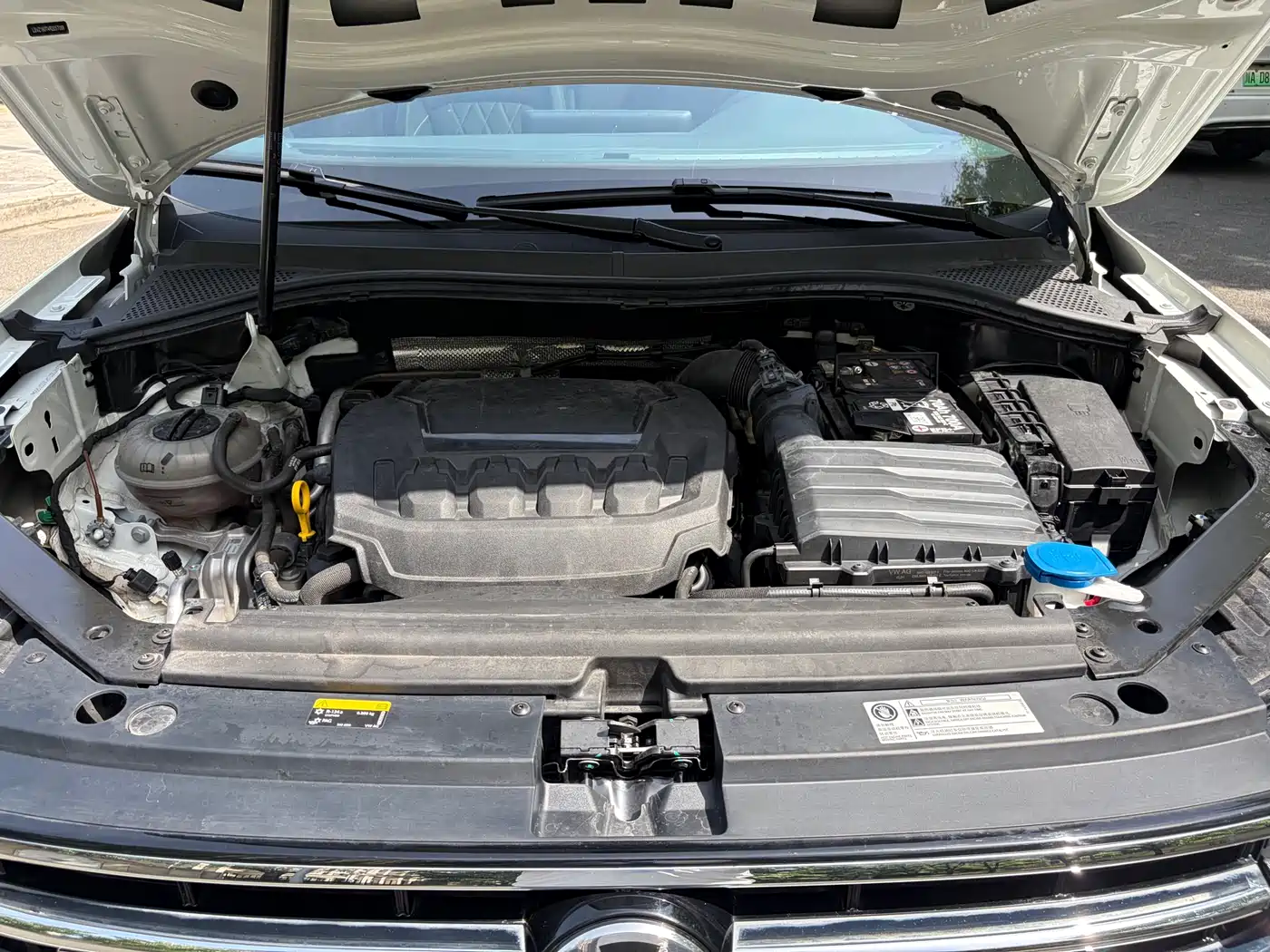 Volkswagen Tiguan L 2024 Outstanding 330TSI Auto 2WD R-Line Dragon Glory Edition фото 27