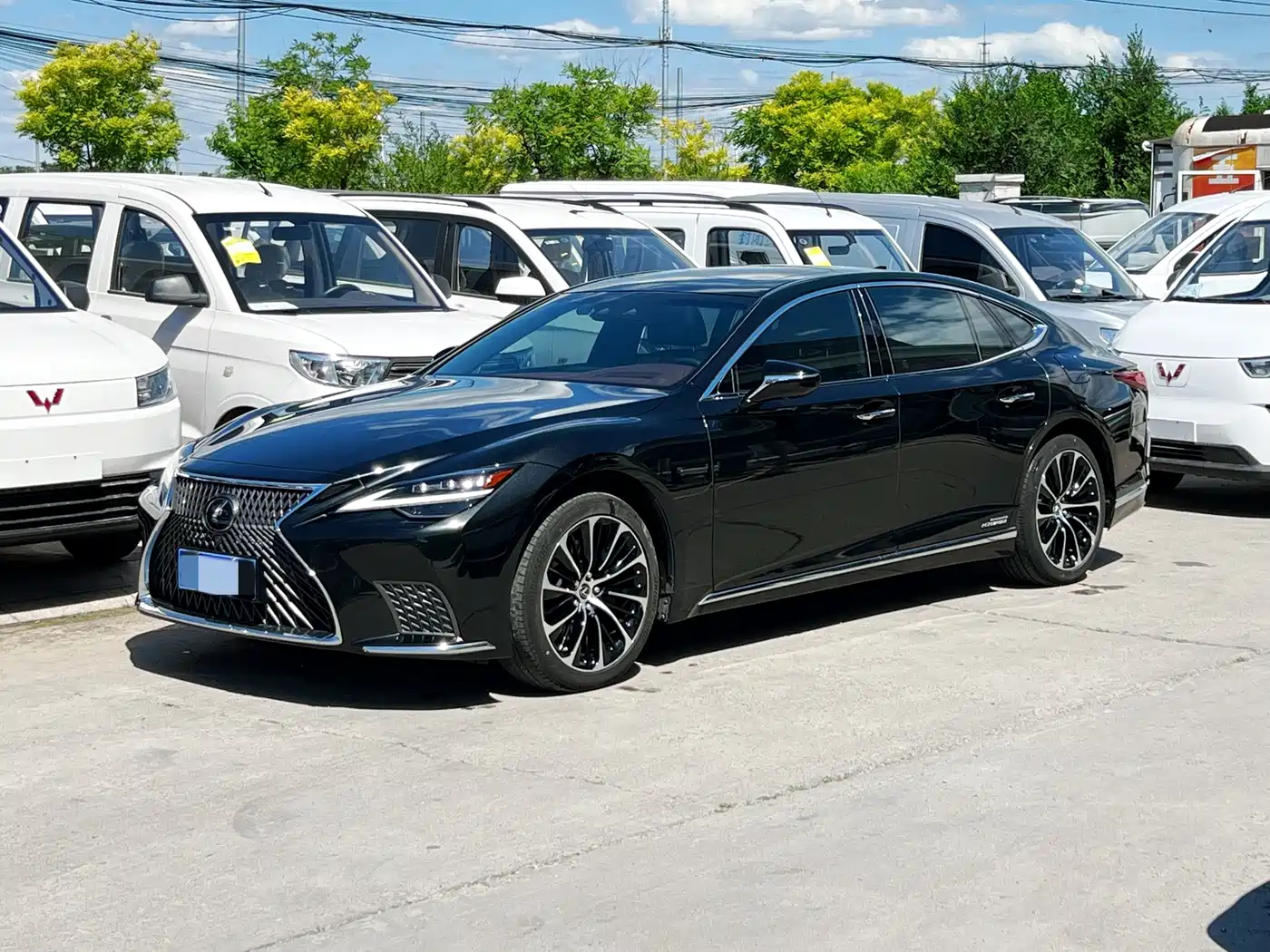 Lexus LS 2020 500h Executive (China VI)
