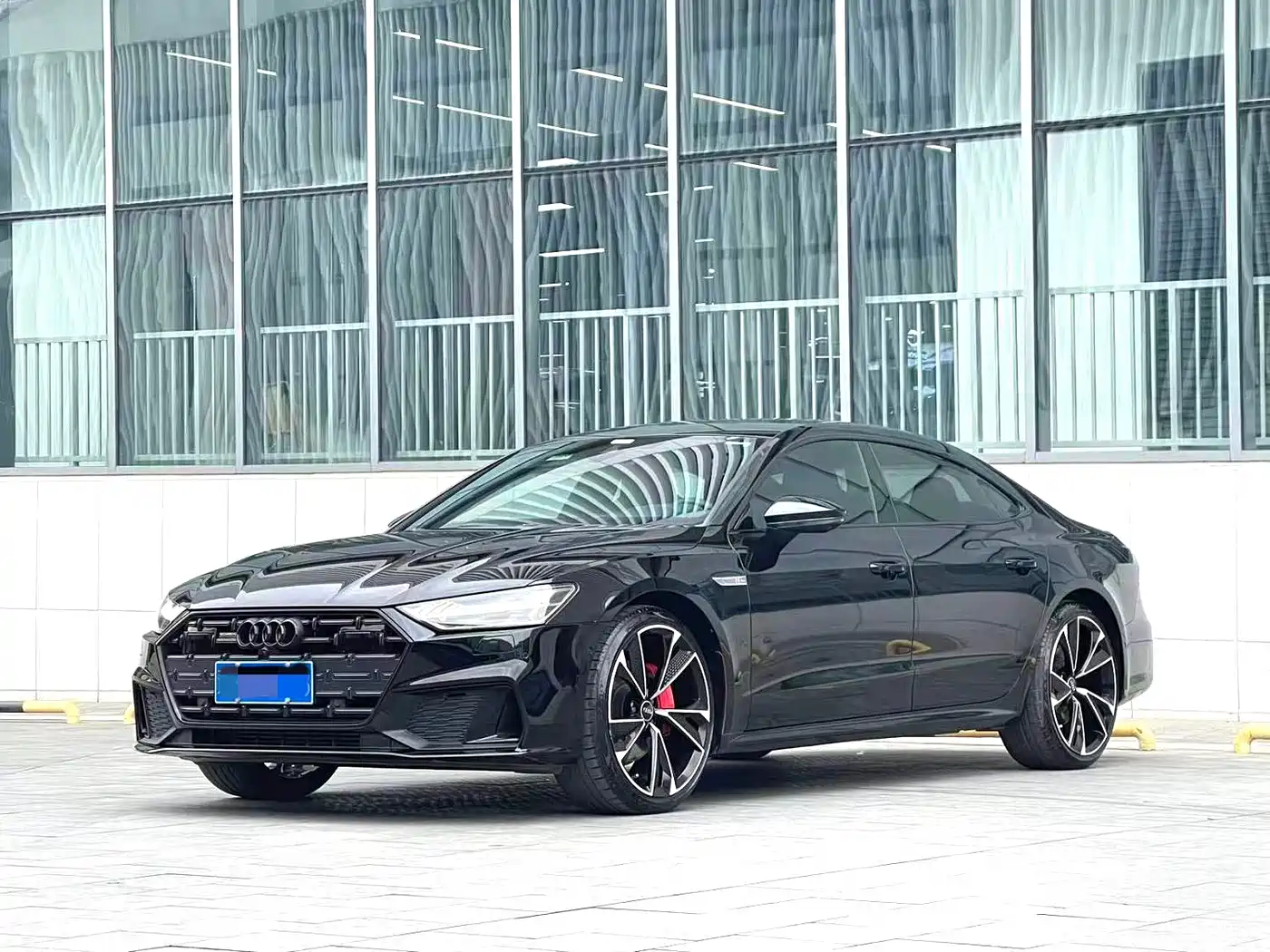 Audi A7L 2022 45 TFSI quattro S-line Black Warrior Edition