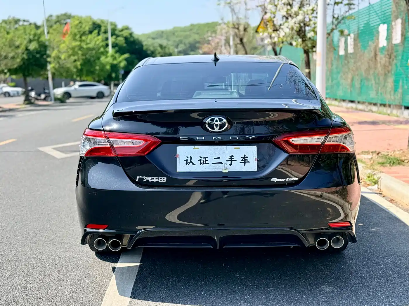 TOYOTA CAMRY
