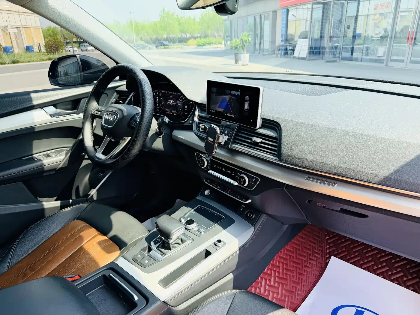 Audi Q5L 2020 Facelift 40 TFSI Honor Fashion фото 11