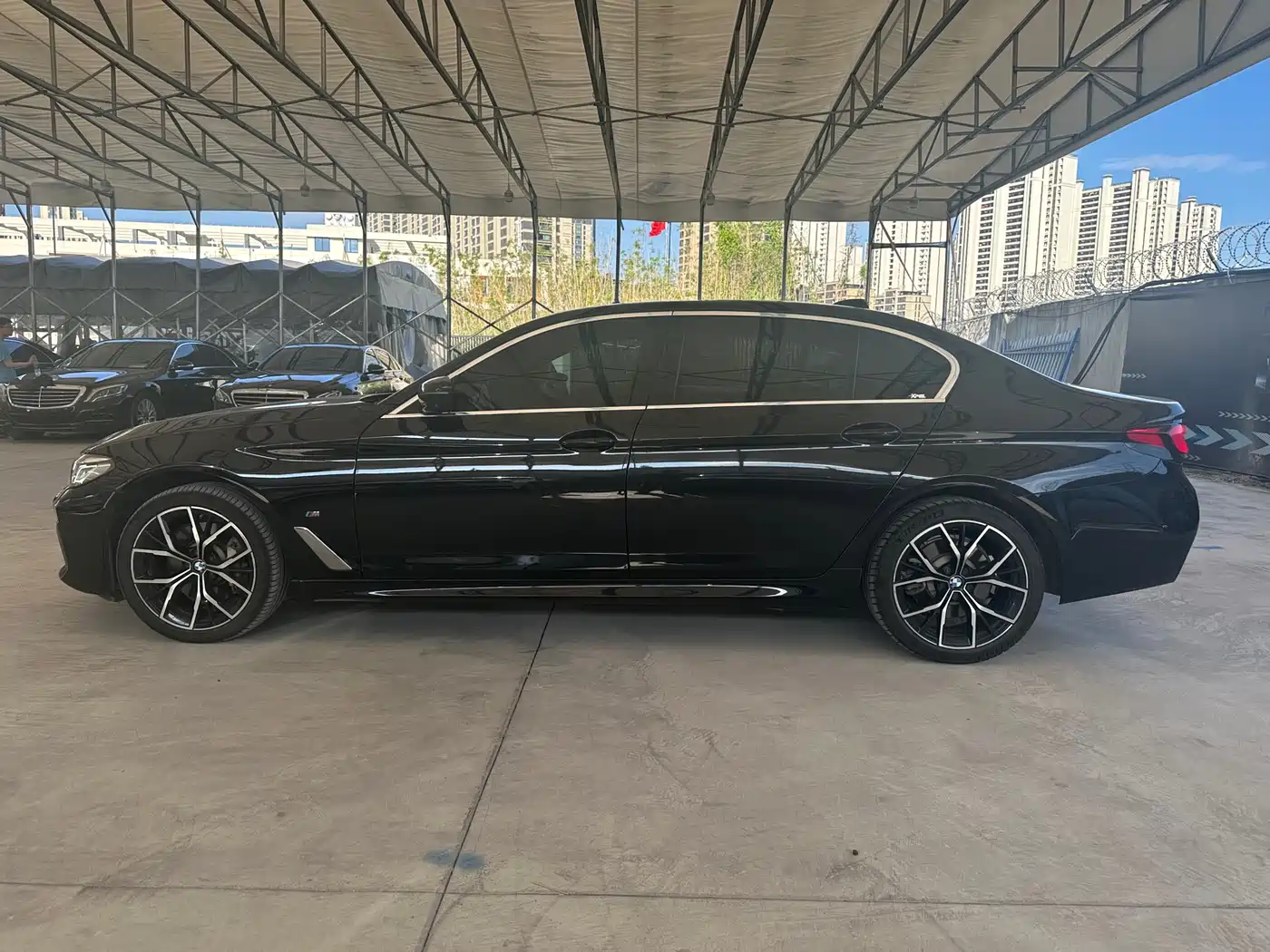 BMW 5 Series 2021 530Li Leading Luxury Package фото 5