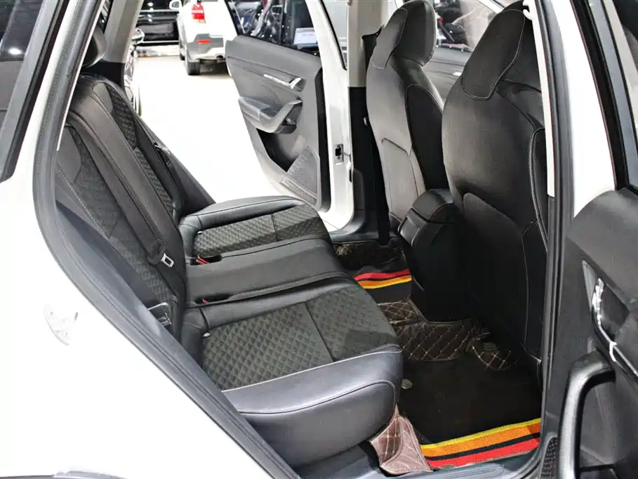 Škoda Kamiq 2021 1.5L Auto Comfort Edition фото 11