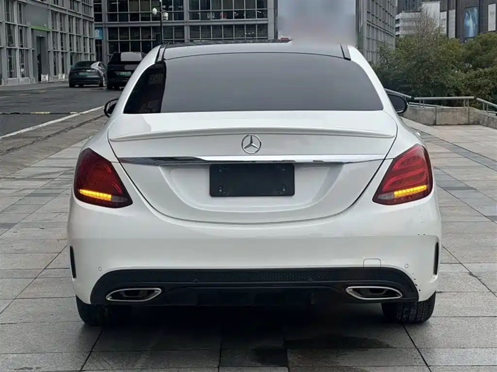 Mercedes-Benz C-Class 2017 Facelift C 200 Sport Edition фото 24