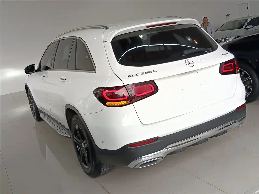 Mercedes-Benz GLC 2021 GLC 260 L 4MATIC Sporty фото 5