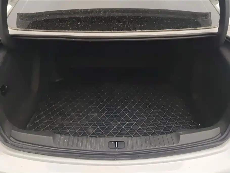 Buick Verano 2018 Sedan 15S Automatic Leading фото 4