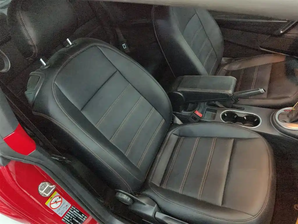 Volkswagen Beetle 2015 180TSI фото 25