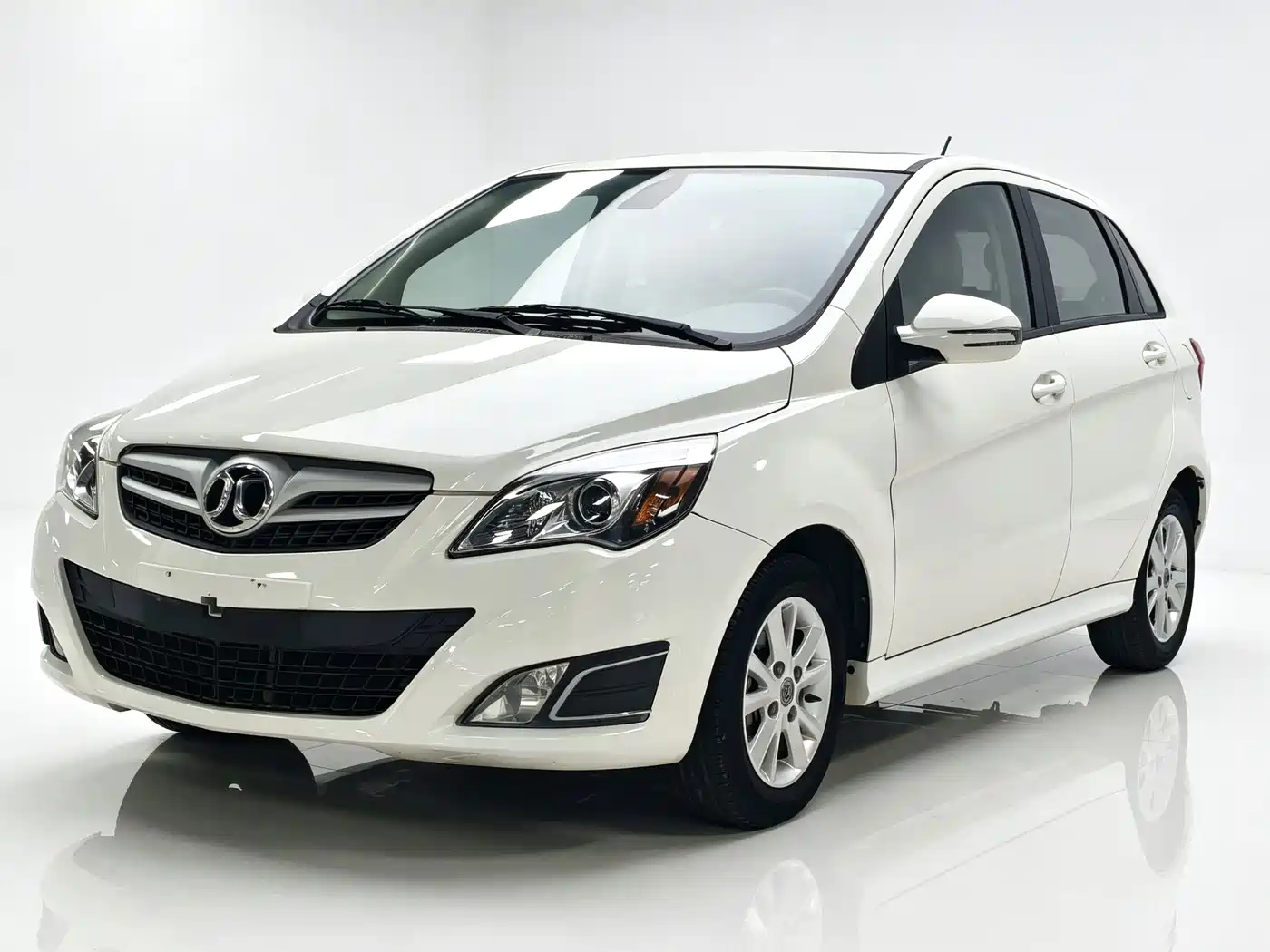 BAIC E-Series 2014 2012 Hatchback 1.5L Automatic Leshang Edition