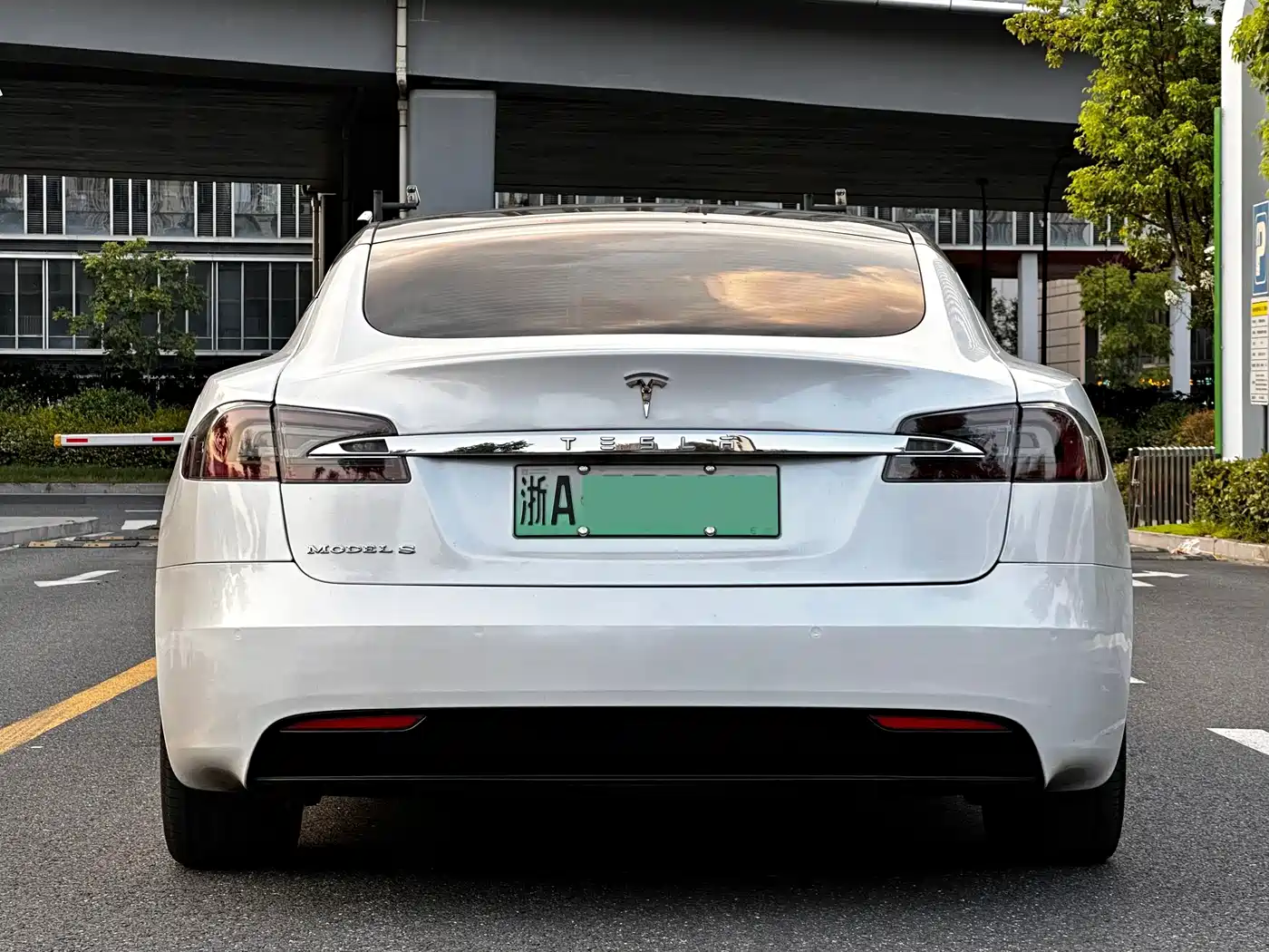 Tesla Model S 2018 2017 Model S 75D Standard Range