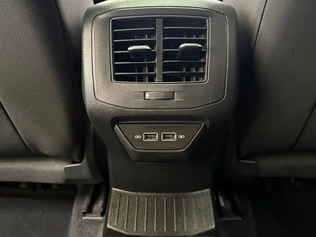 Volkswagen T-ROC 2021 280TSI DSG 4WD Luxury Connected фото 19