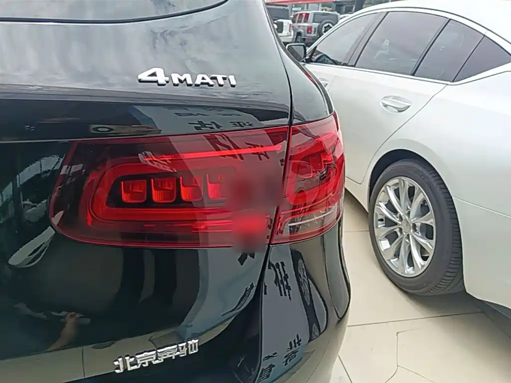 Mercedes-Benz GLC 2021 GLC 260 L 4MATIC Sporty фото 8