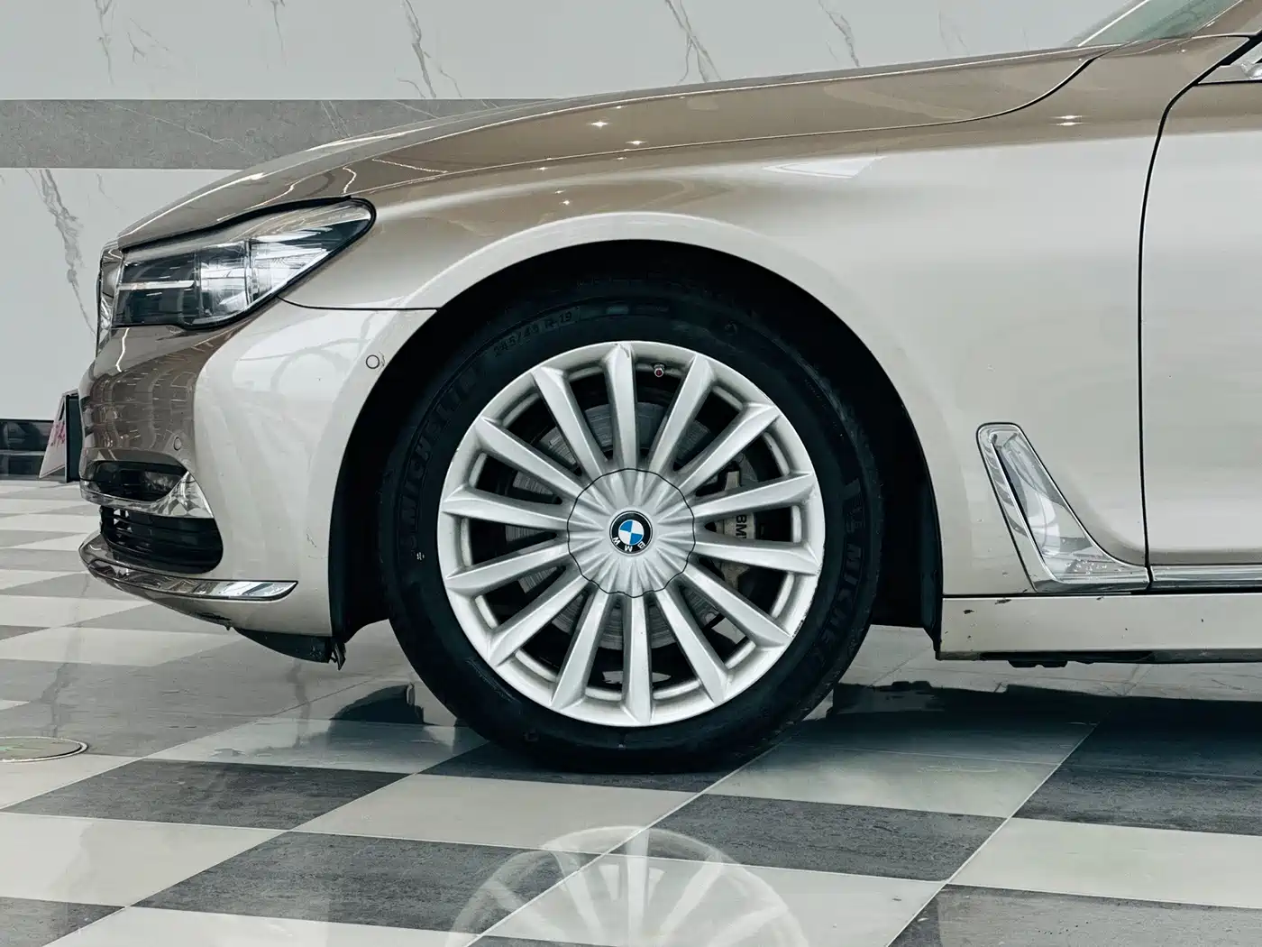 BMW 7 Series 2018 730Li Leading Type Excellence Package фото 8