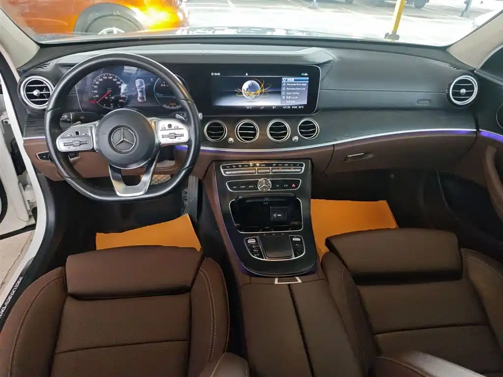Mercedes-Benz E-Class 2019 E 200 L Sport фото 10