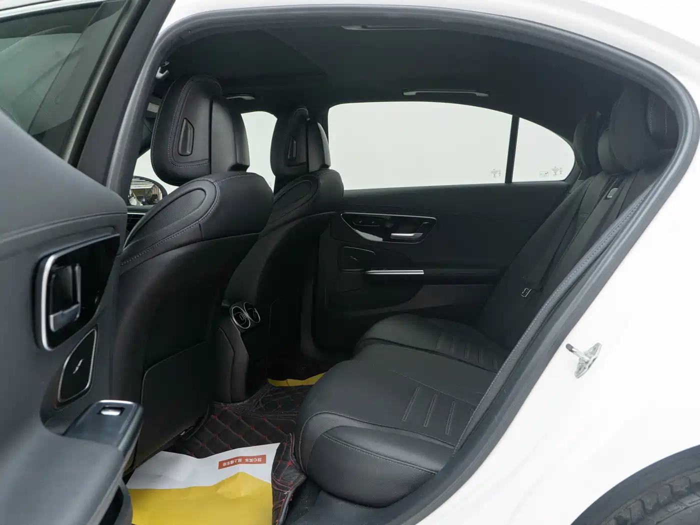 Mercedes-Benz C-Class 2023 C 200 L Sport фото 7