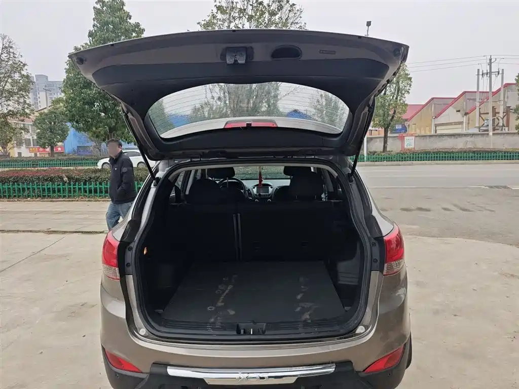 Hyundai Beijing Hyundai ix35 2015 2.0L Automatic 2WD Comfort China V фото 19