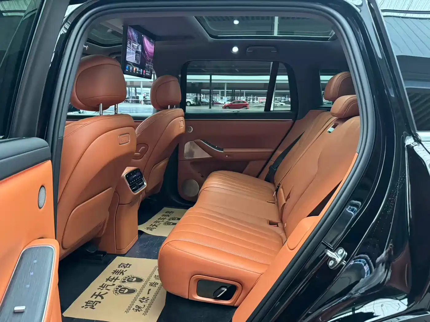 AITO Wenjie AITO M7 2026 Extended Range Pro+ AWD 5-seater фото 6