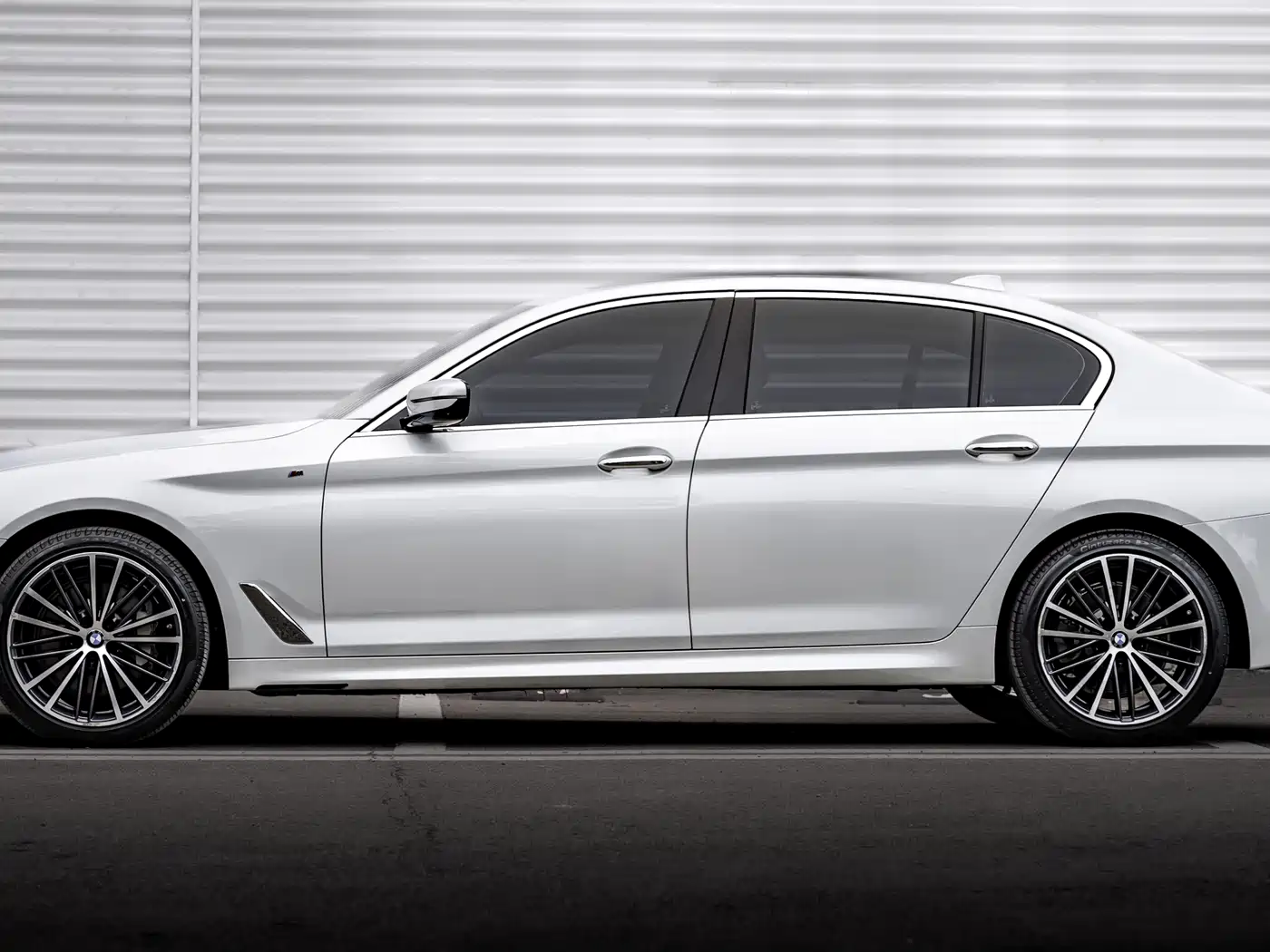 BMW 5 Series 2020 530Li Leading M Sport Package фото 2