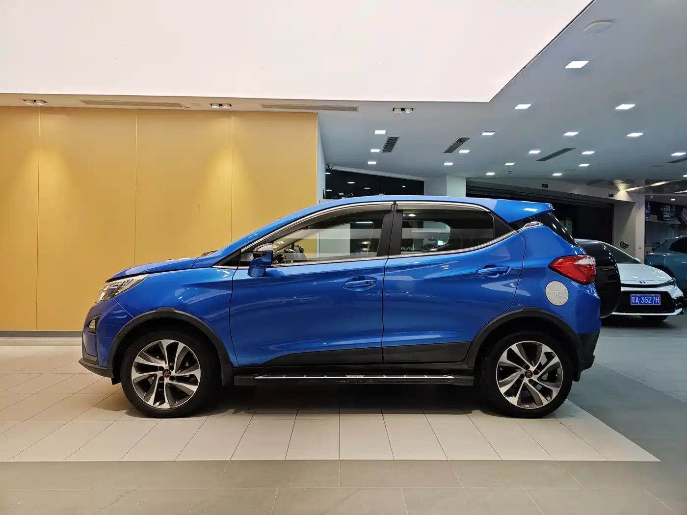 BYD Yuan 2016 1.5L Automatic Luxury фото 6