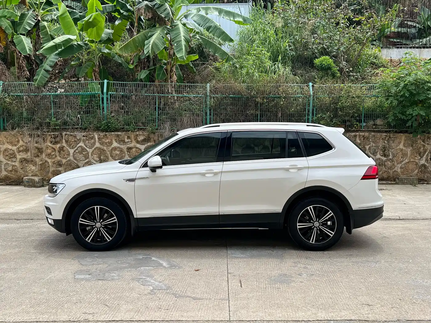 Volkswagen Tiguan L 2019 330TSI Automatic 2WD Panorama Comfort Edition China VI фото 3