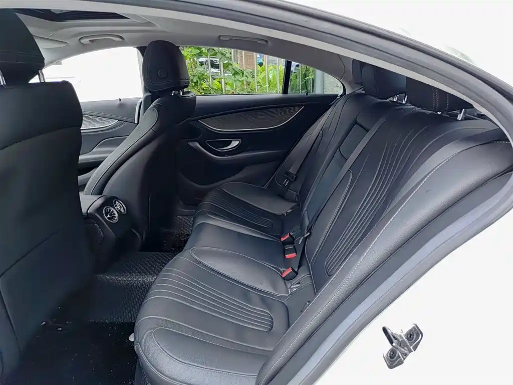 Mercedes-Benz CLS 2021 CLS 260 фото 8