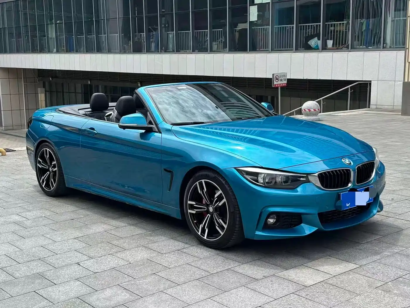 BMW 4 Series 2017 425i Convertible M Sport Package фото 2