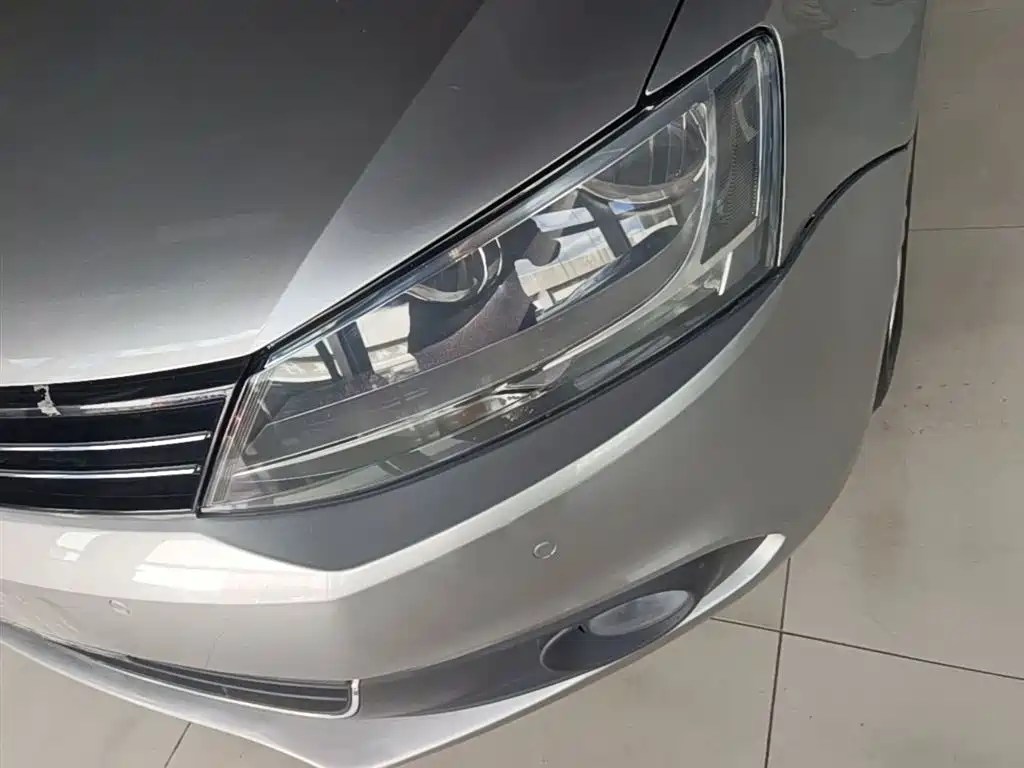 Volkswagen Sagitar 2014 Facelift 1.4TSI Automatic Luxury фото 24