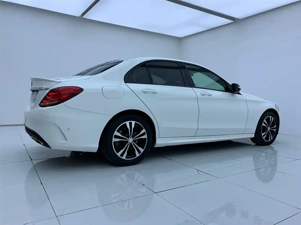 Mercedes-Benz C-Class 2017 Facelift C 200 Sport Edition фото 5