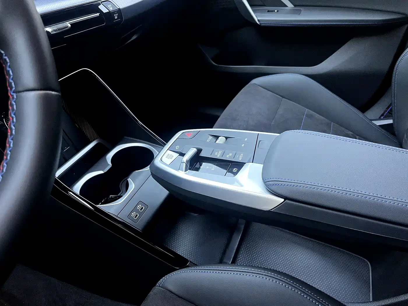 BMW X1 M35Li 2024 M35Li фото 15