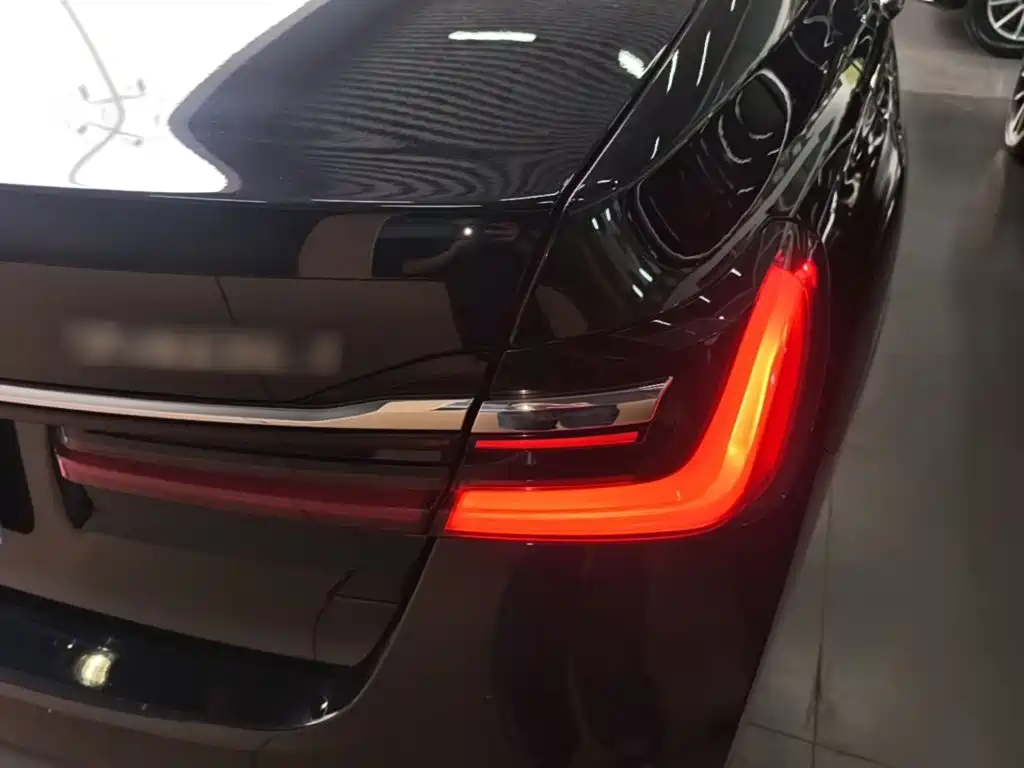 BMW 7 Series 2021 2019 Facelift 730Li M Sport Package
