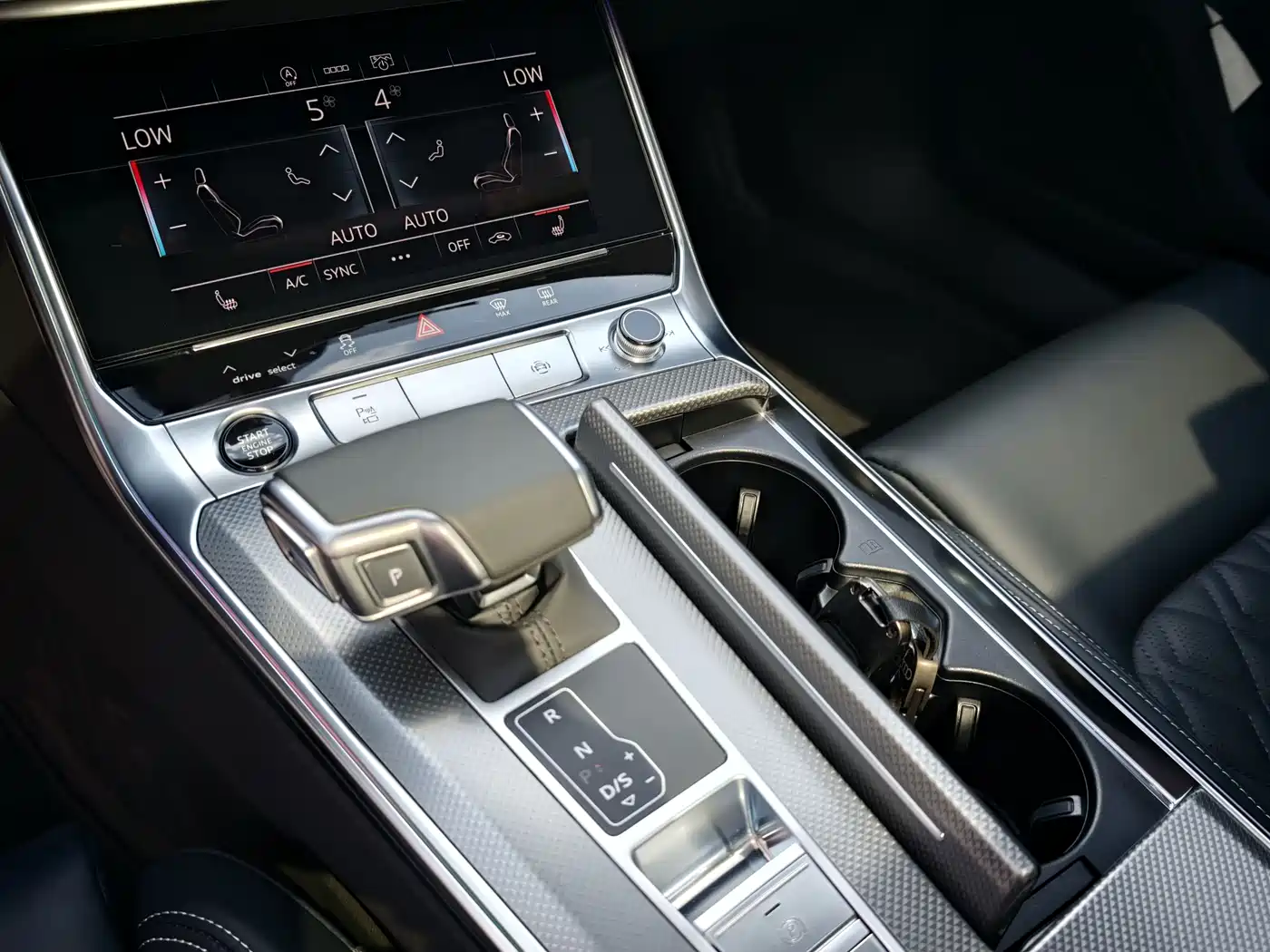 Audi A6L 2025 Model Year Facelift 45 TFSI Premium Sport фото 12