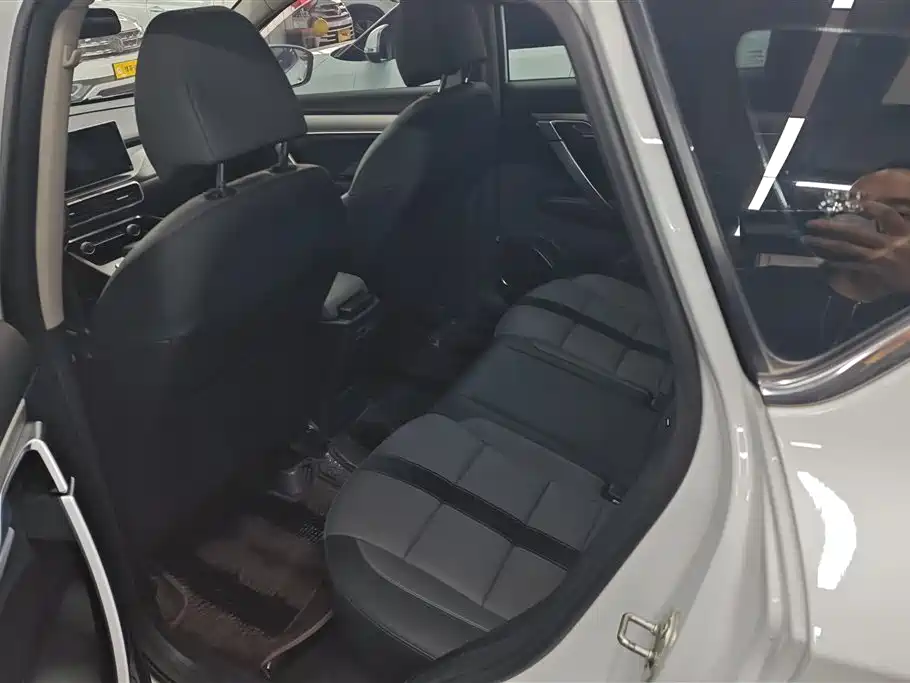 GEELY AUTOMOBILE BINYUE