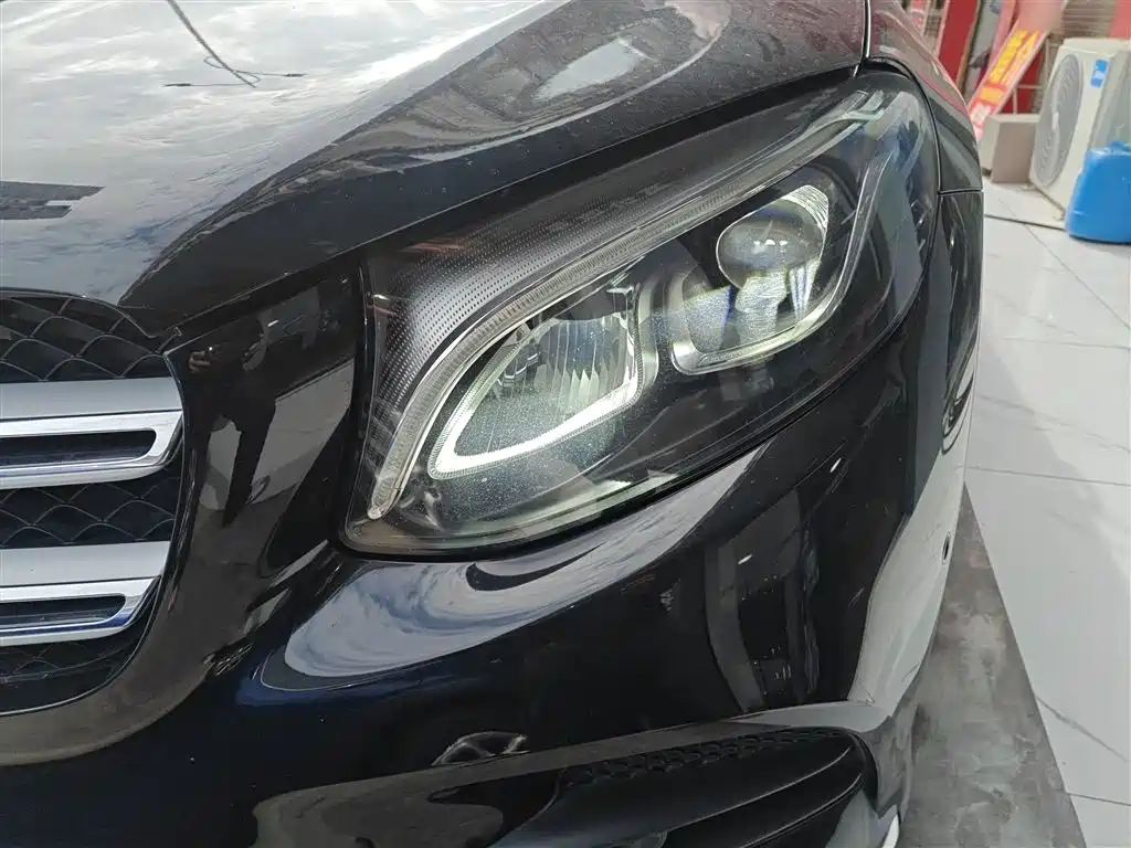 Mercedes-Benz GLC 2019 Facelift GLC 260 L 4MATIC Luxury фото 24