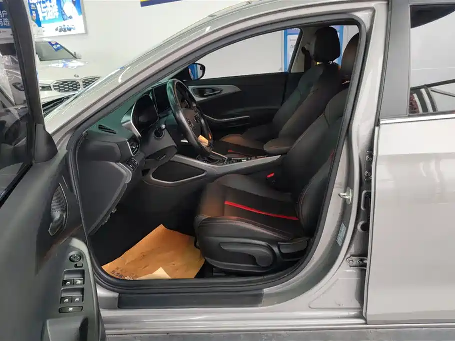Hyundai Fista 2019 240TGDi Sport Edition China V фото 9