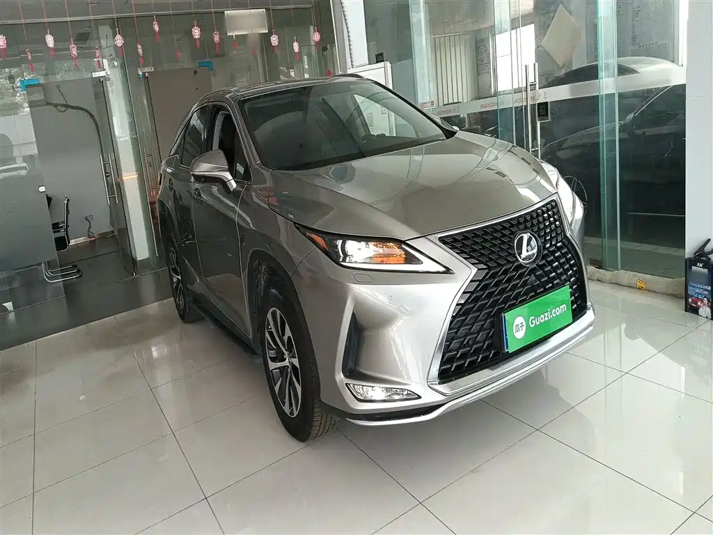 Lexus RX 2020 Facelift 300 2WD Elite Edition фото 22