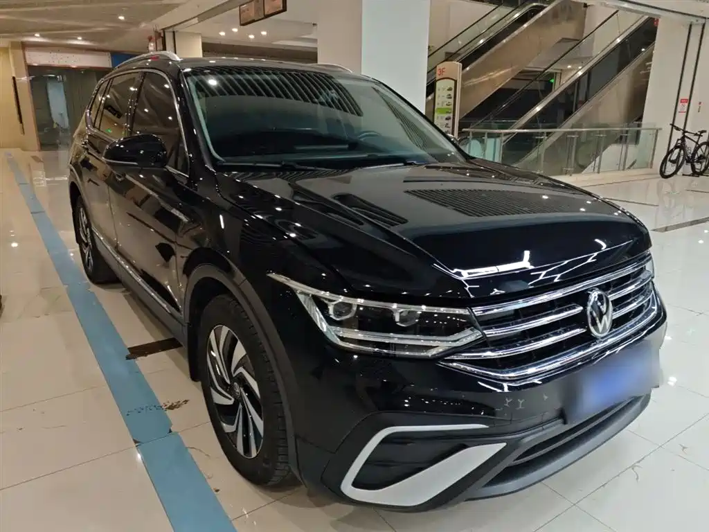 Volkswagen Tiguan L 2022 330TSI Automatic 2WD Comfort Edition фото 4