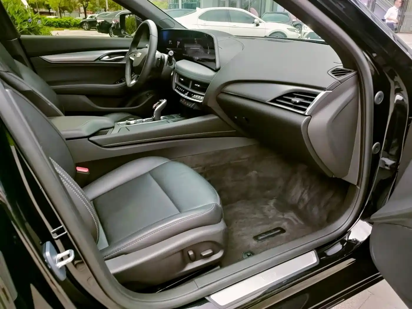 Cadillac CT5 2024 28T Luxury Model Pro фото 11