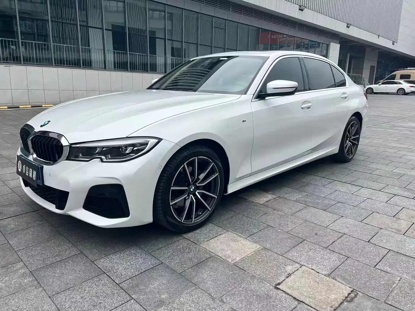 BMW 3 Series 2021 Second Facelift 325Li M Sport Package фото 4