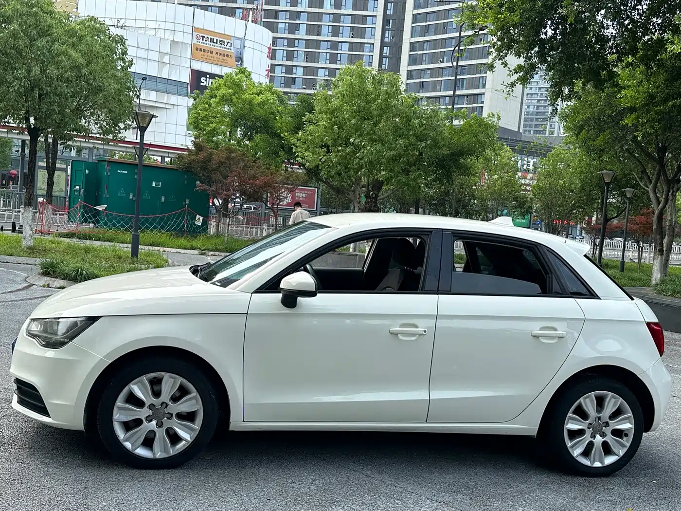Audi A1 2013 Model 30 TFSI Sportback Urban фото 8