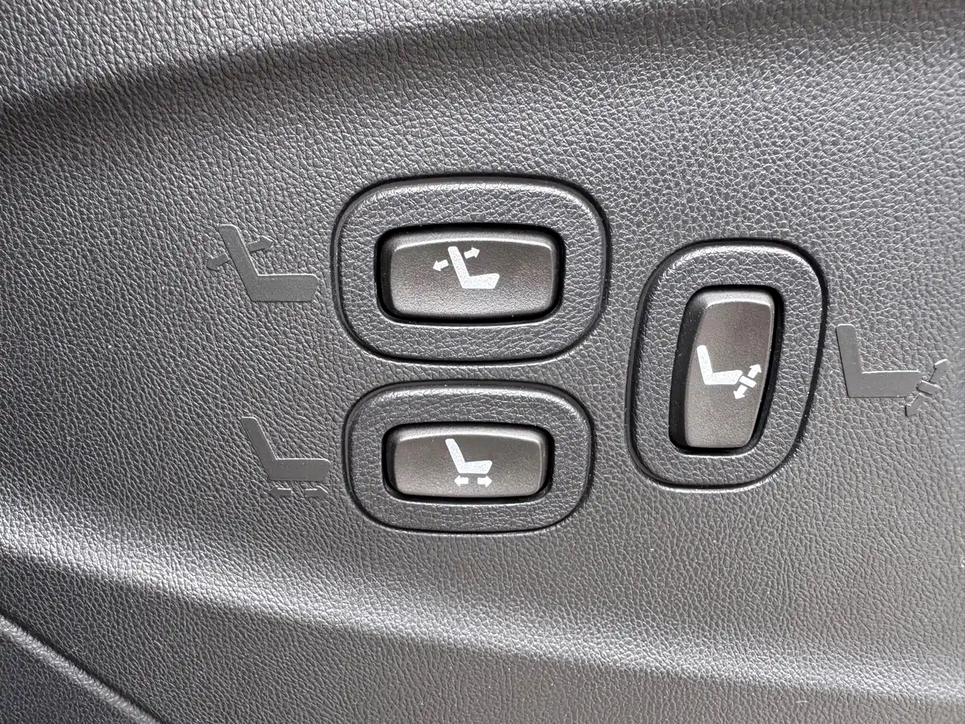 Dongfeng Fengxing Fengxing CM7 2017 2018 2.0T Automatic Exclusive