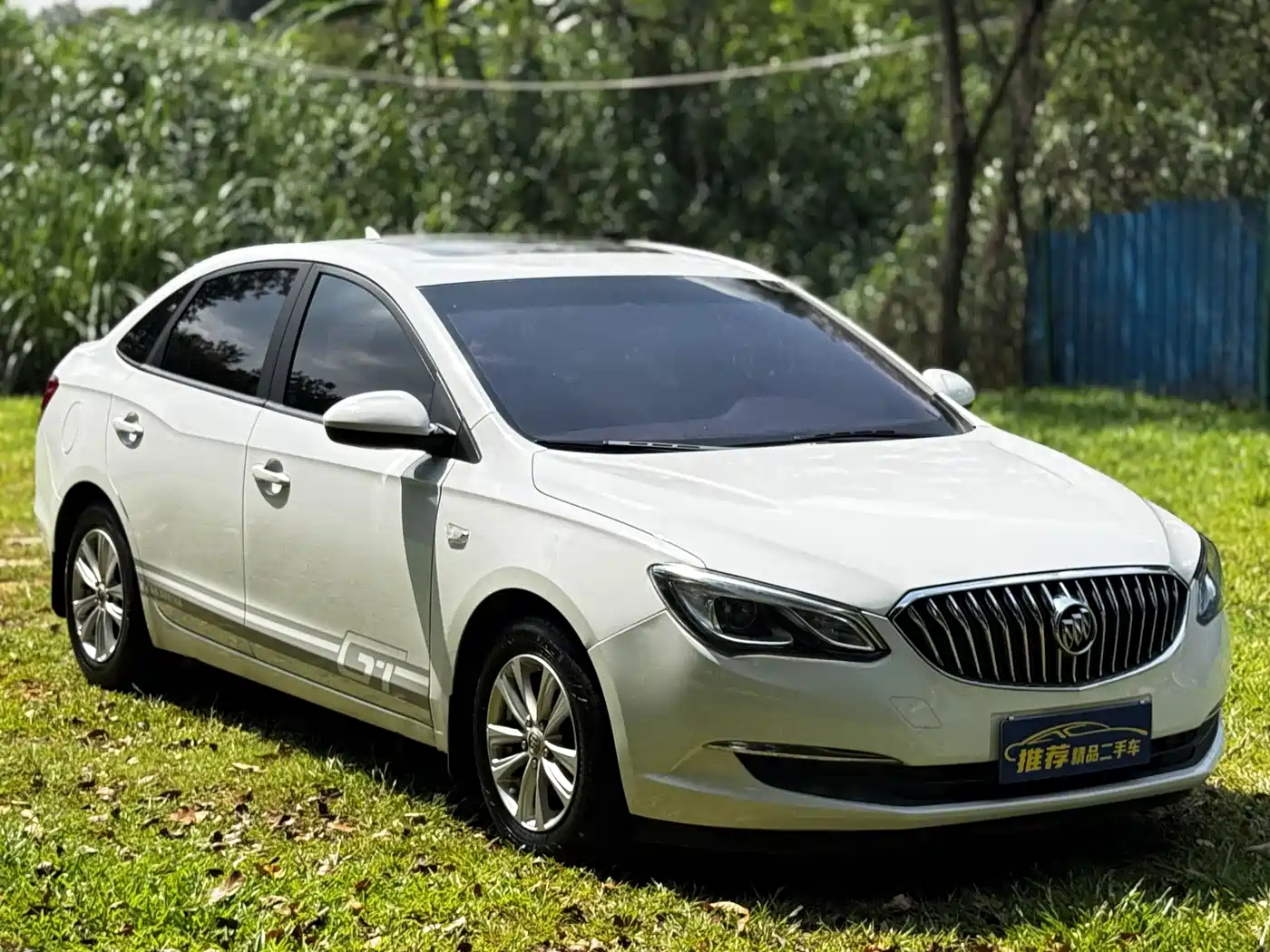 Buick Excelle 2017 15N Automatic Elite фото 3