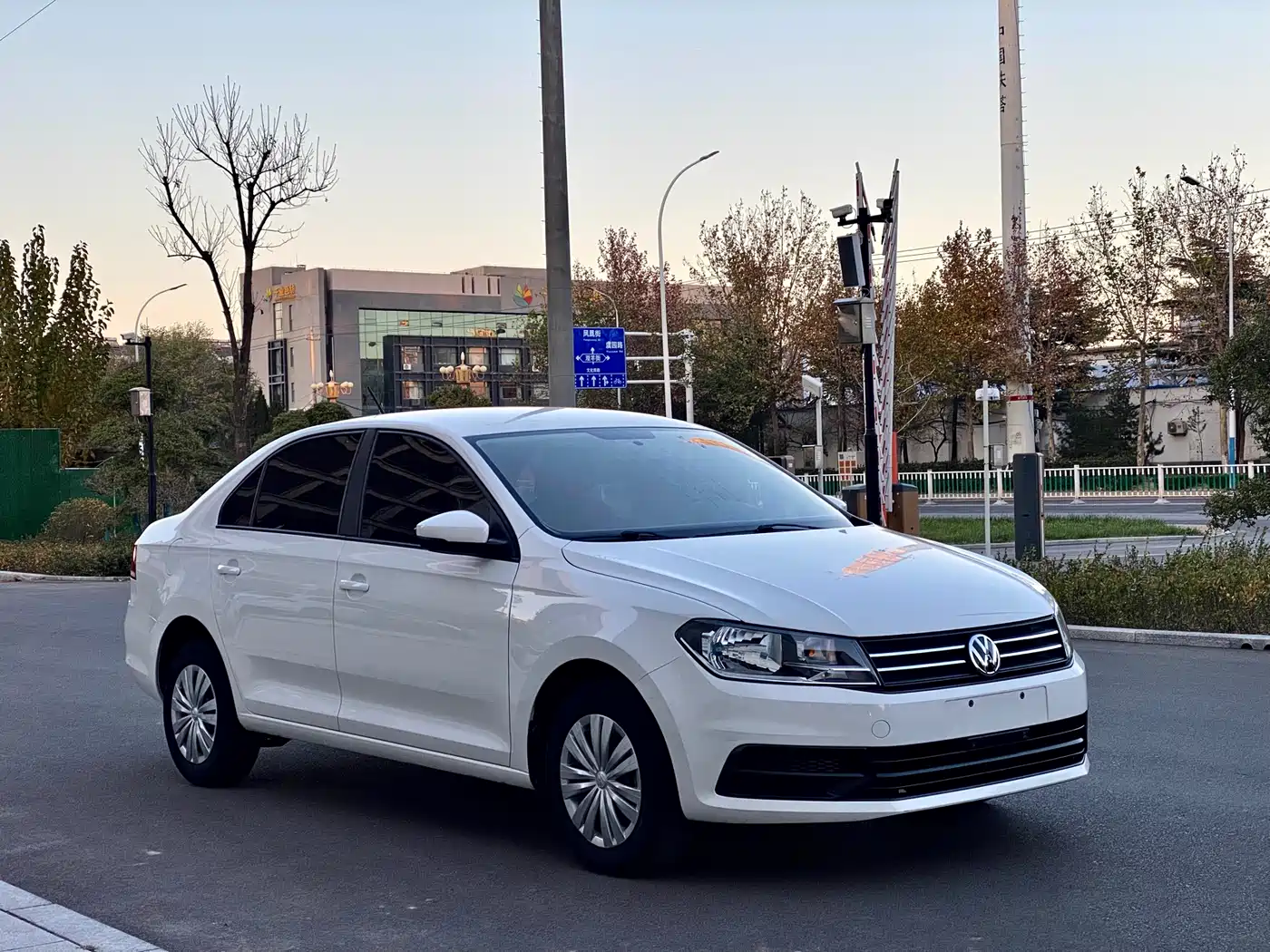 Volkswagen Santana 2019 1.5L Auto Trend Edition China V фото 3