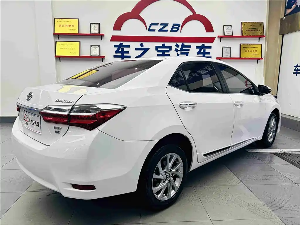 Toyota Corolla 2017 Facelift 1.2T S-CVT GL-i Leather Edition фото 5