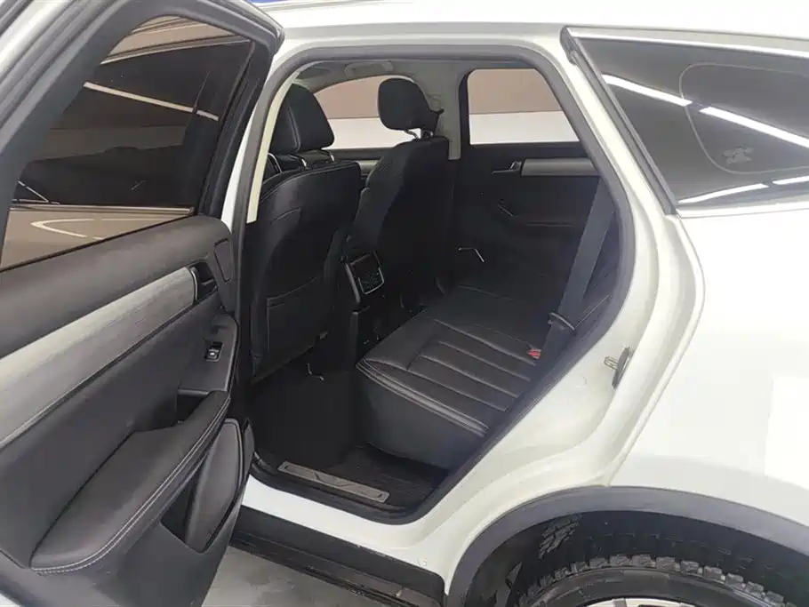 BYD Tang 2018 2.0T Auto Smart Connect Prestige 5-seater China V фото 11