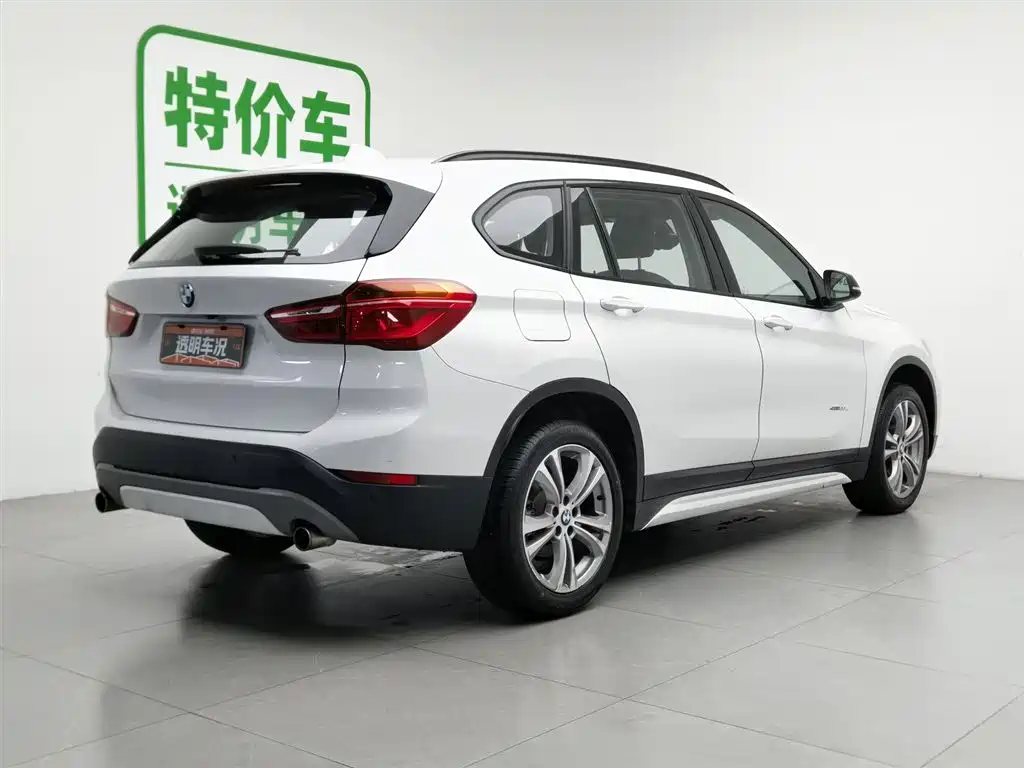 BMW X1 2016 sDrive20Li Luxury Model фото 2