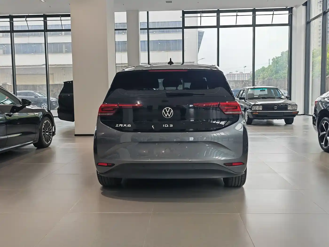 Volkswagen ID.3 2023 Upgraded Pure Intelligence Edition фото 8