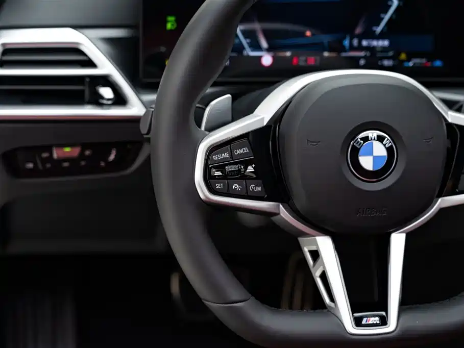BMW 4-SERIES