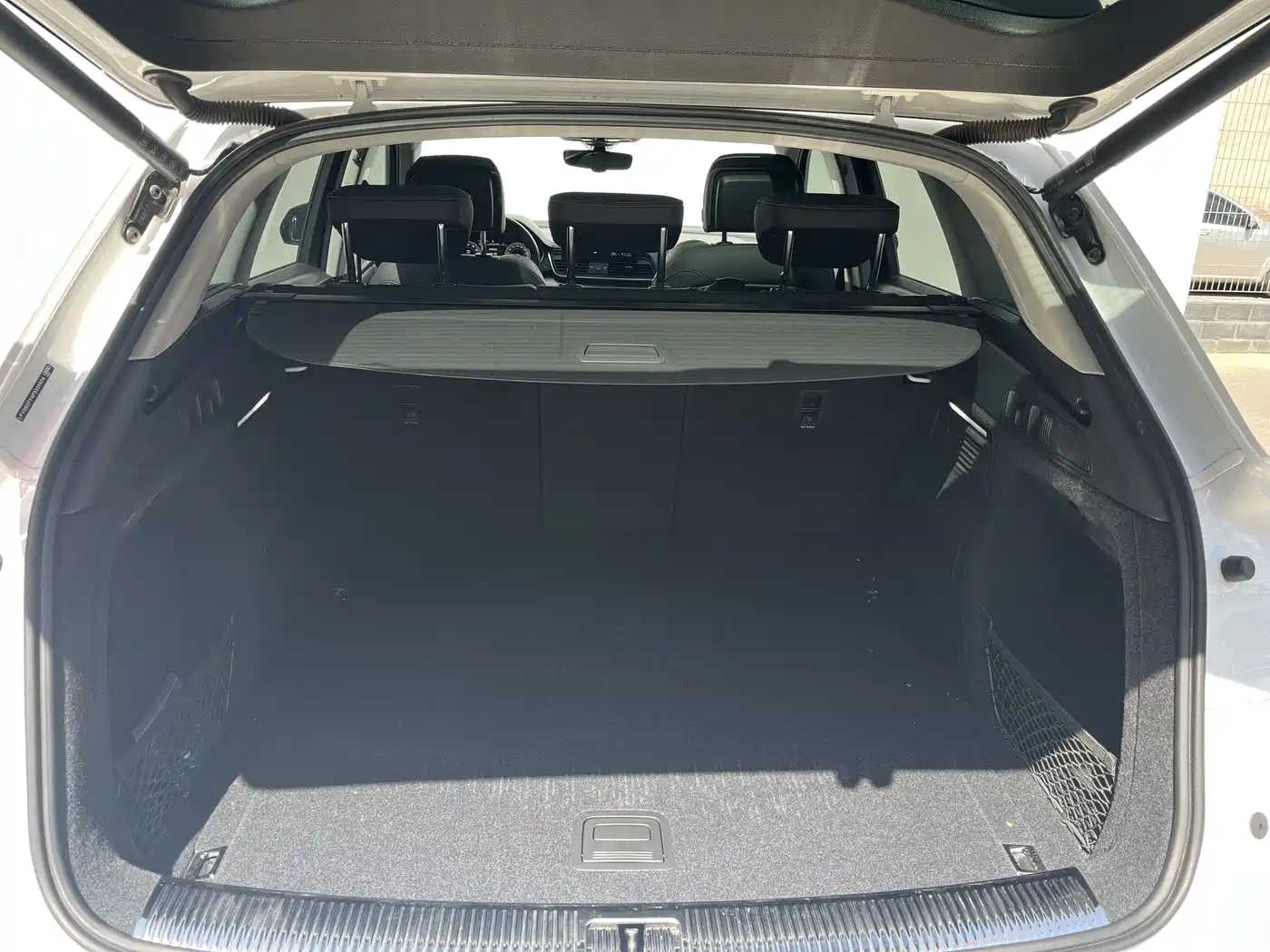 Audi Q5L 2023 45T Luxury Dynamic фото 6