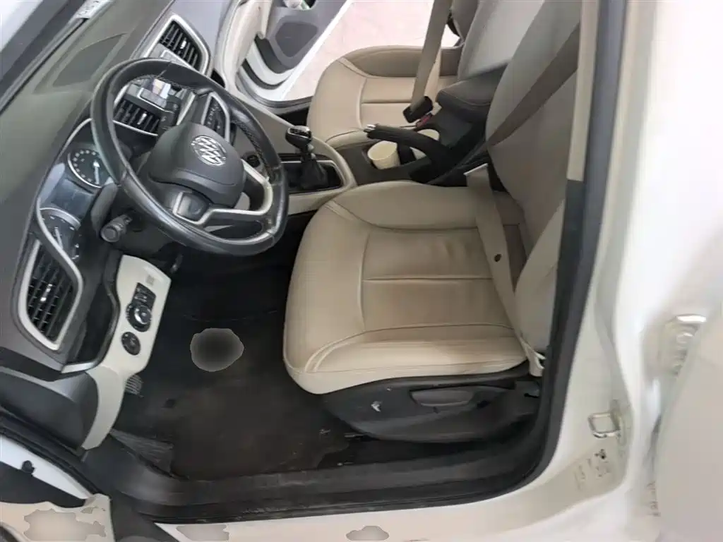 Buick Excelle 2019 15T Manual Elite Type China VI фото 15